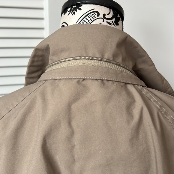 Eddie Bauer vintage women’s wind breaker - Picture 7 of 15